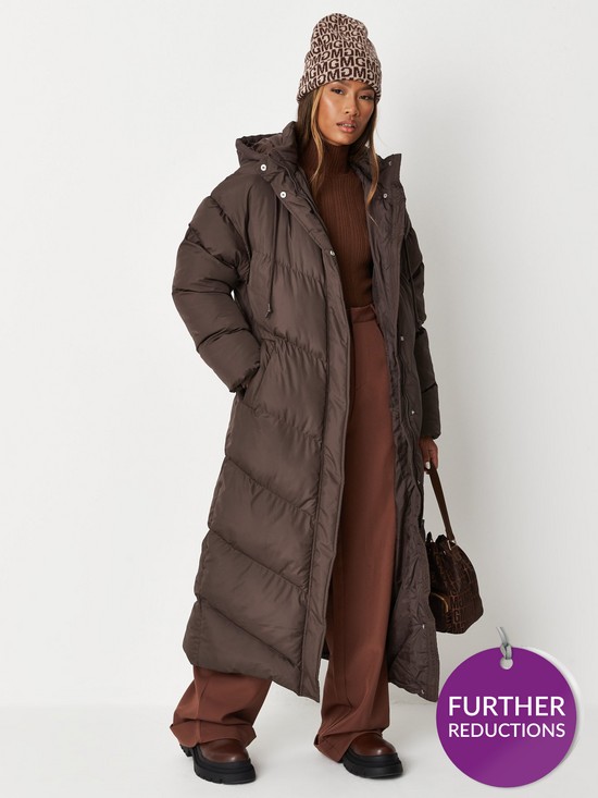 front image of missguided-chevron-maxi-padded-coat-chocolate