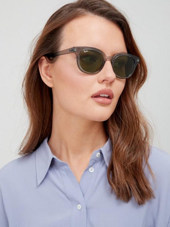 front image of ray-ban-round-sunglasses-grey