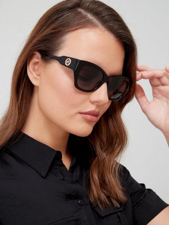 front image of burberry-delilah-square-sunglasses-black