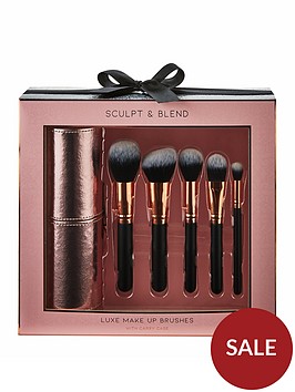 the-indulgence-collection-makeup-brush-set-with-carry-case