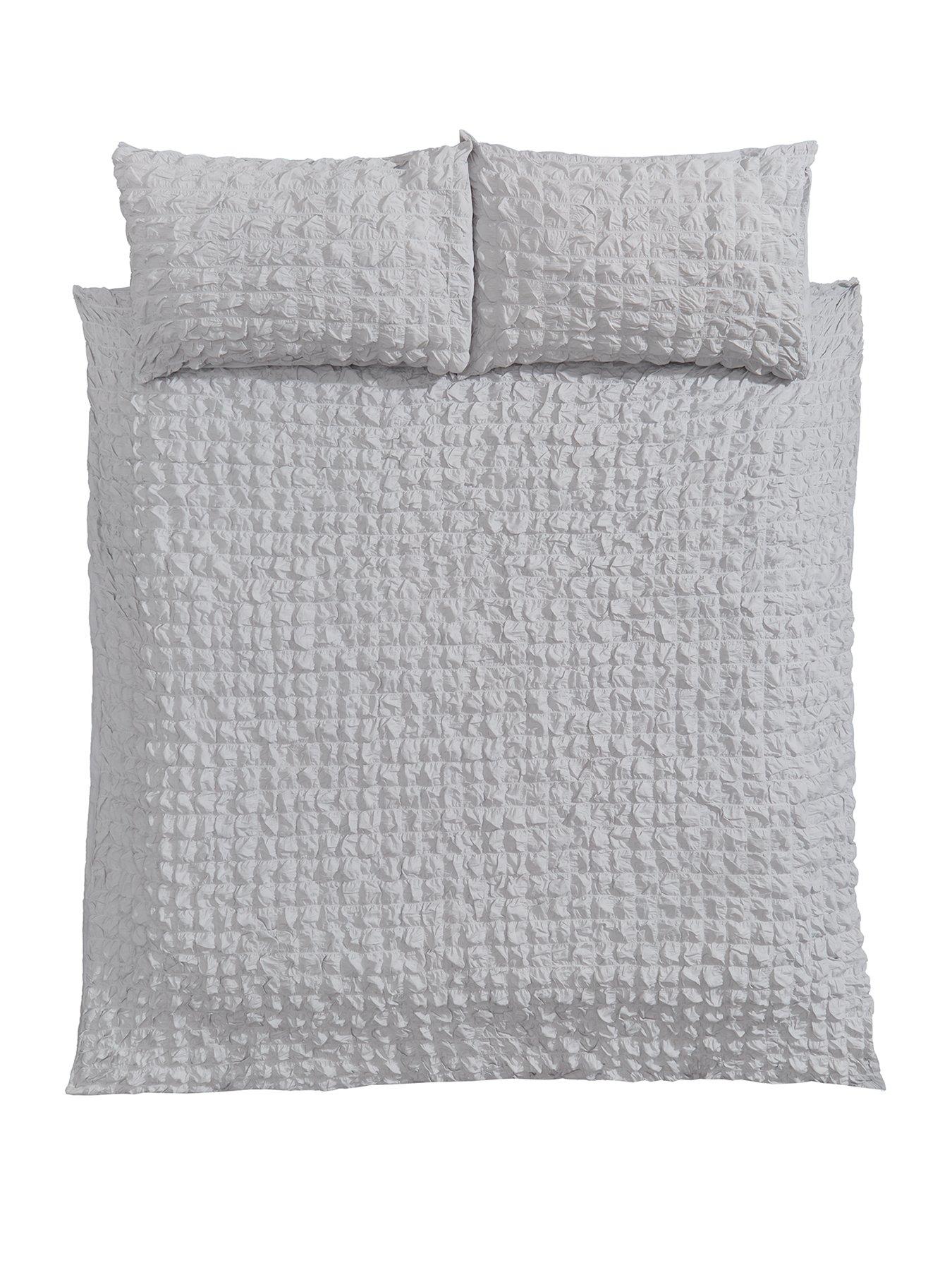  image of very-home-seersucker-cotton-180-thread-count-duvet-cover-set