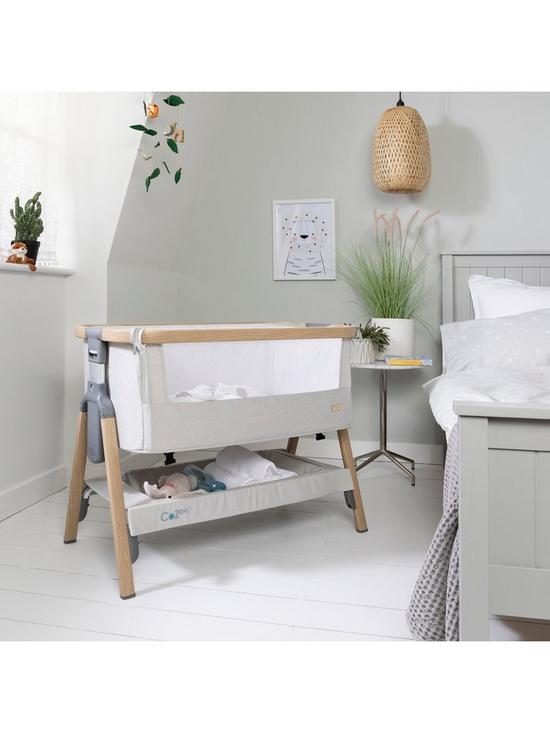 stillFront image of tutti-bambini-cozee-bedside-crib-oaksterling-silver