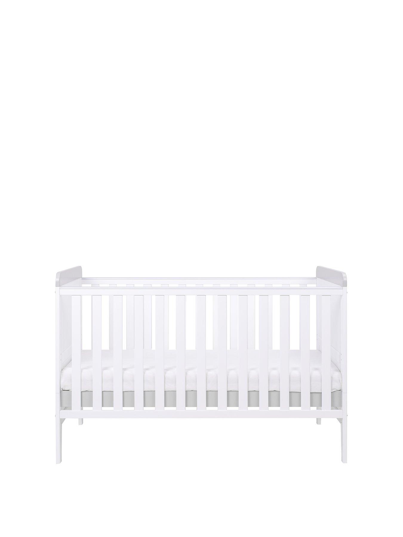 Tutti Bambini Rio Cot Bed with Cot Top Changer & Mattress White/Dove