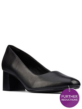 clarks-sheer55-heeled-court-shoe