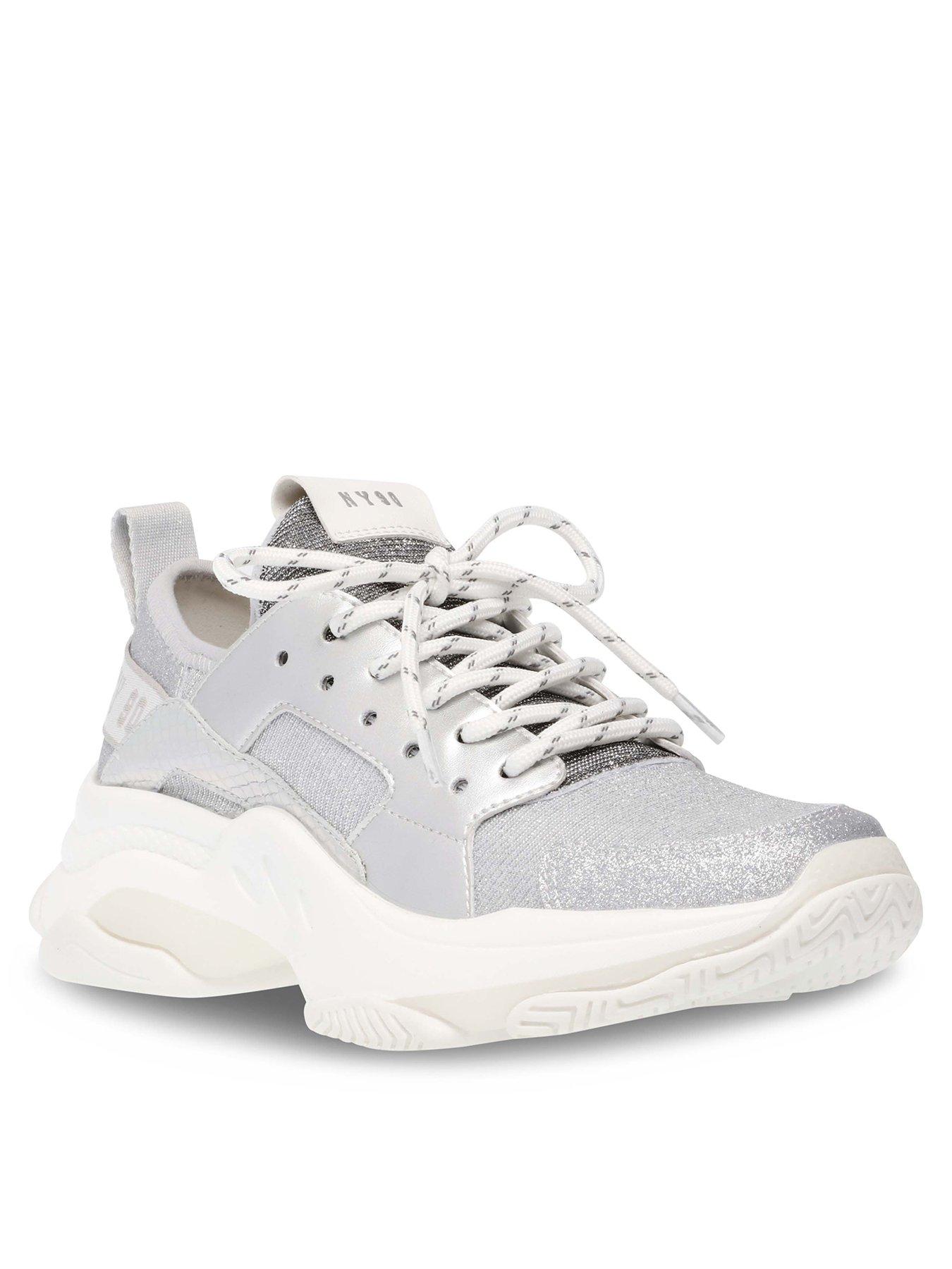 ajax steve madden
