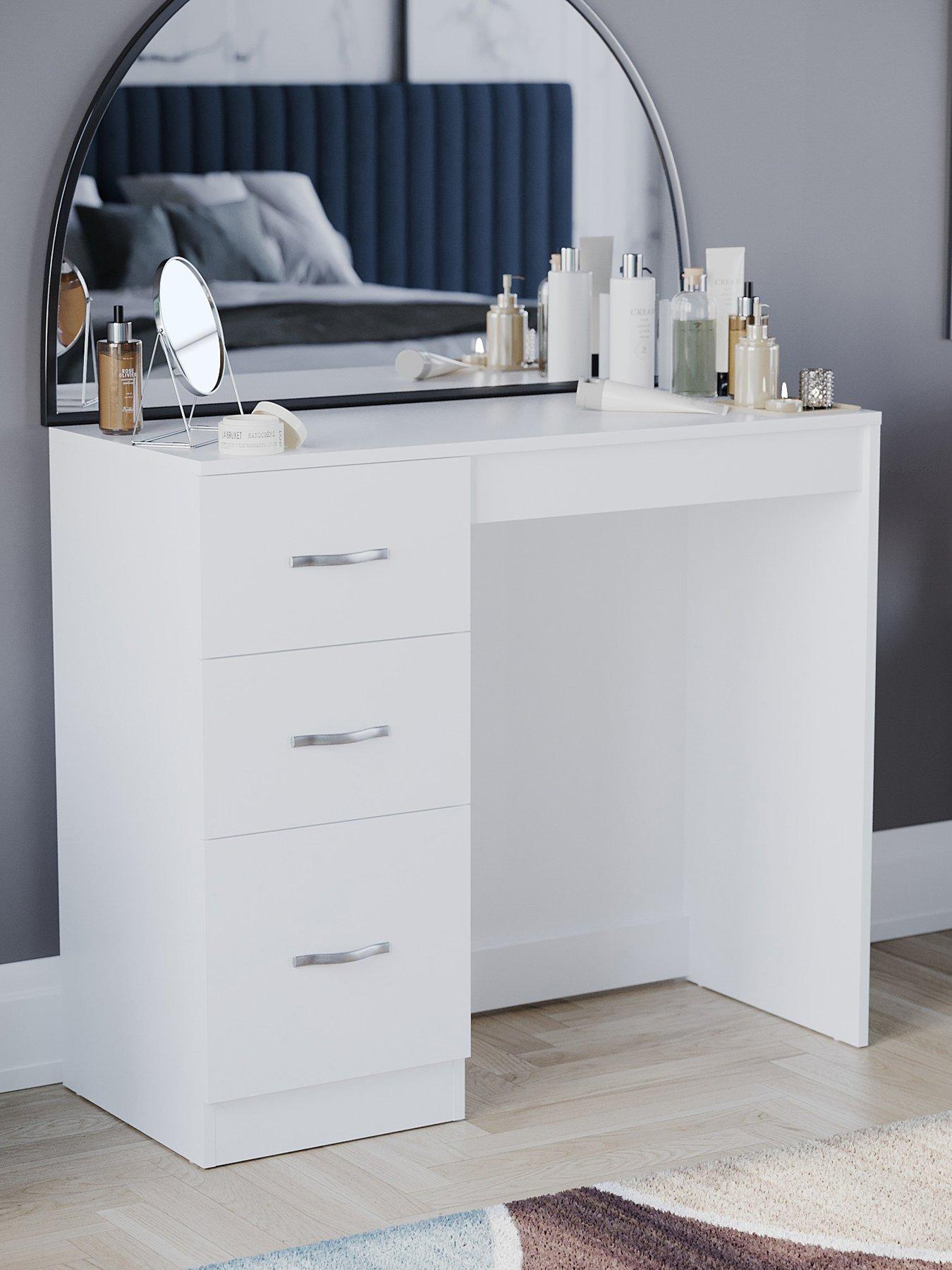 Image 1 of 6 of Vida Designs Riano Dressing Table - White
