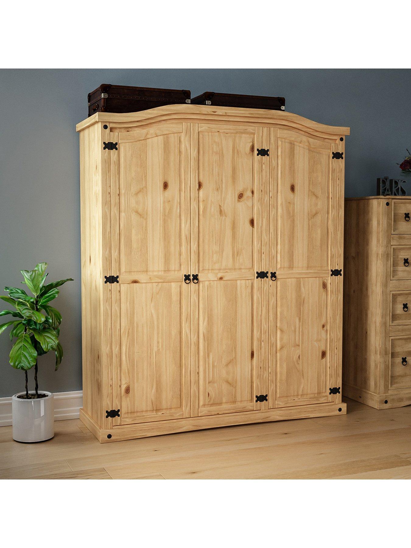 Vida Designs Corona 3 Door Wardrobe