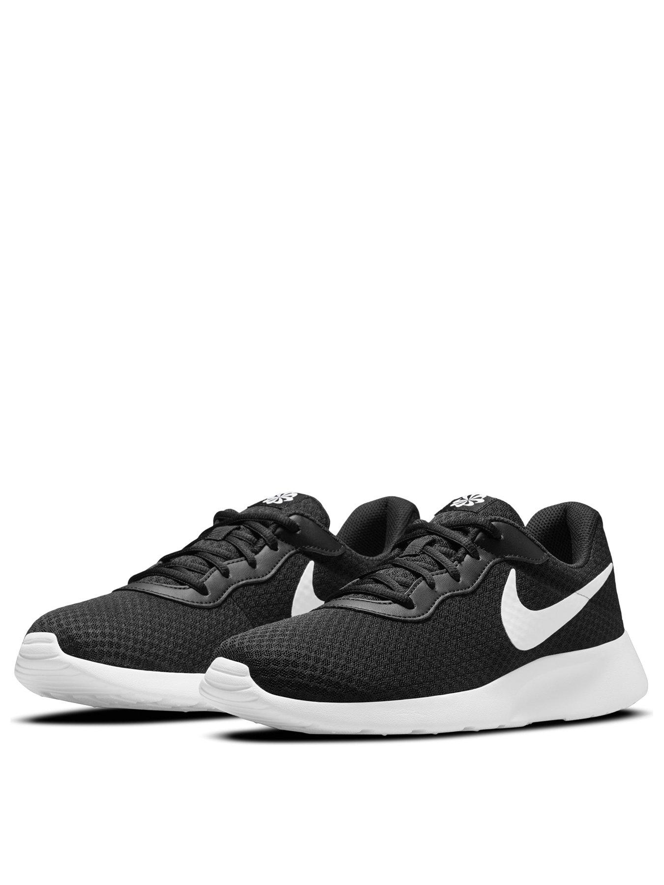 Nike tanjun mens 2025 black and white