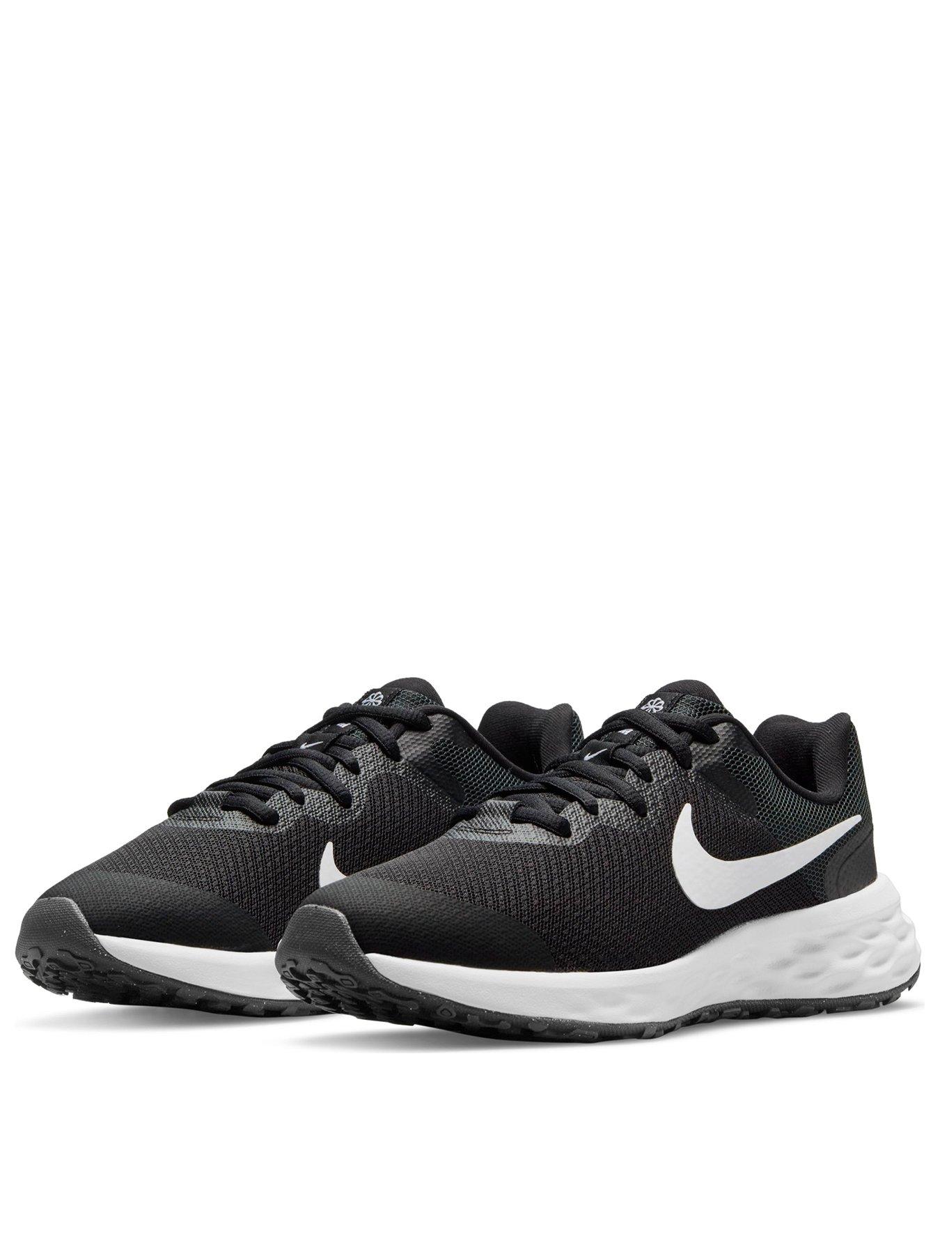 Nike revolution 4 hot sale junior girls trainers