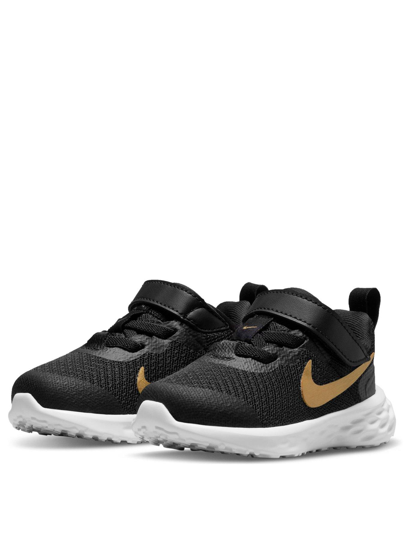 nike revolution infant trainers