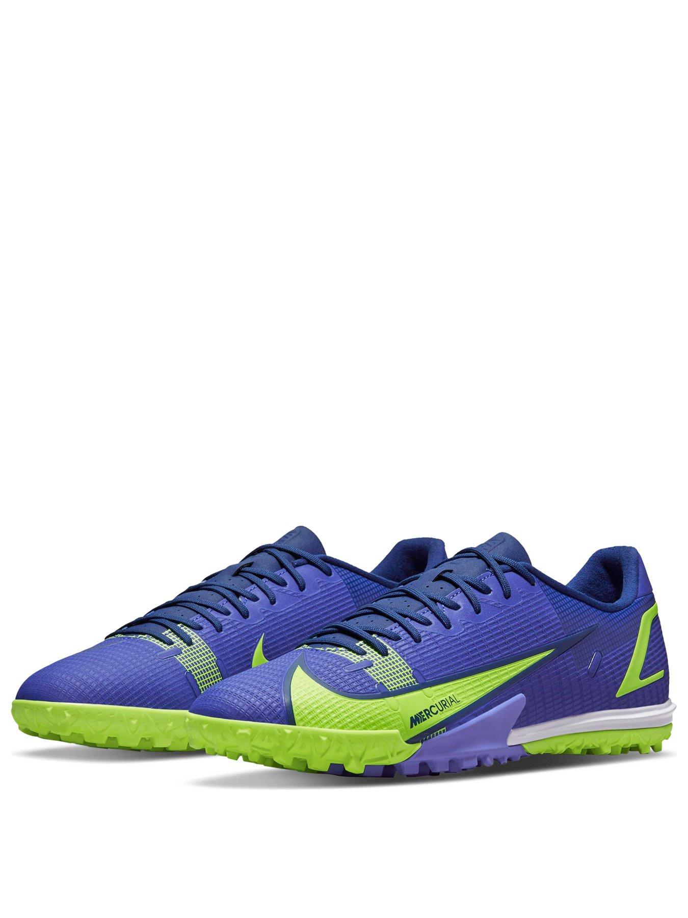 Astro turf hot sale football shoes