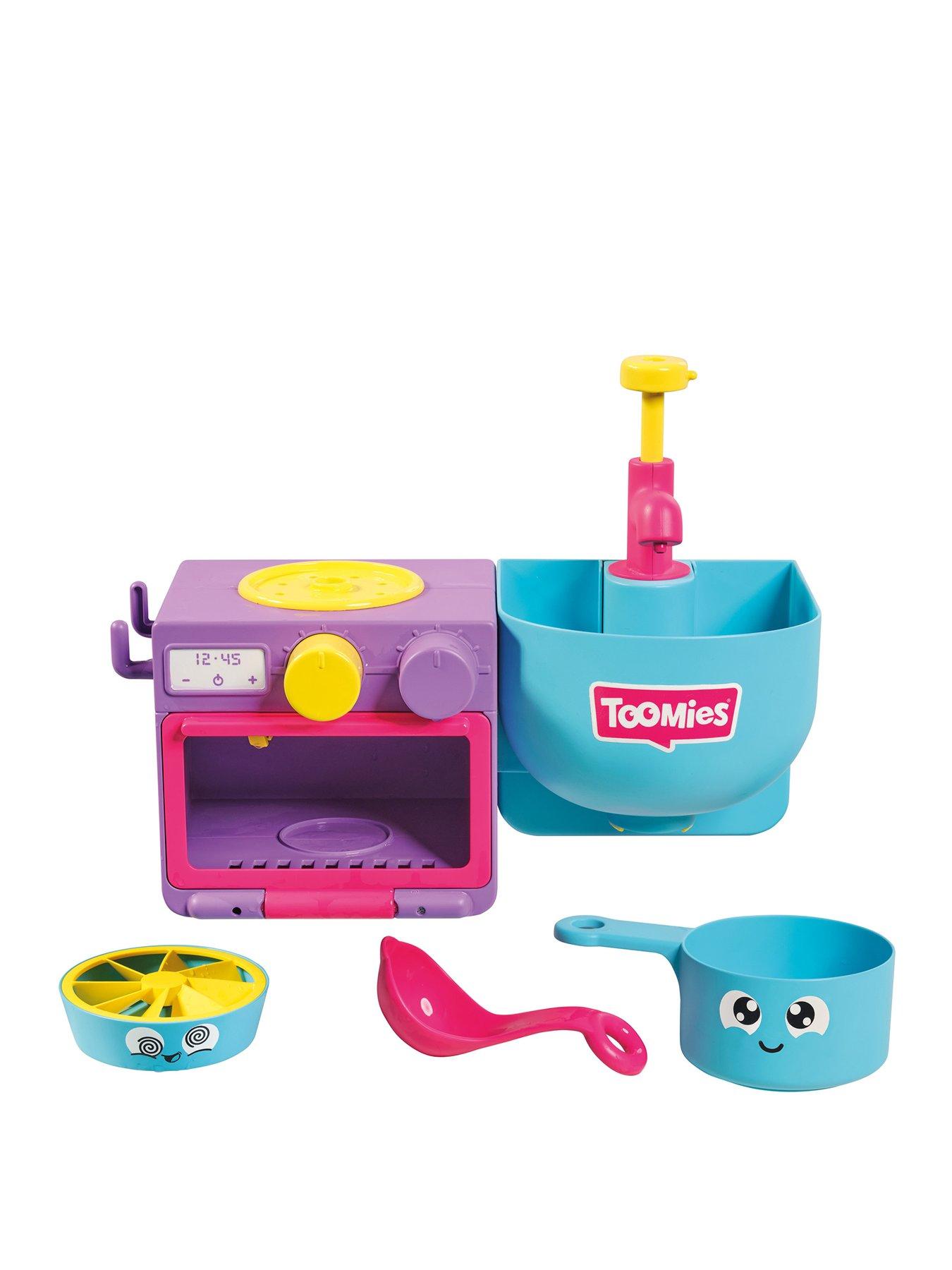 Tomy Toomies Bubble  &  Bake Bathtime Kitchen Bath Toy