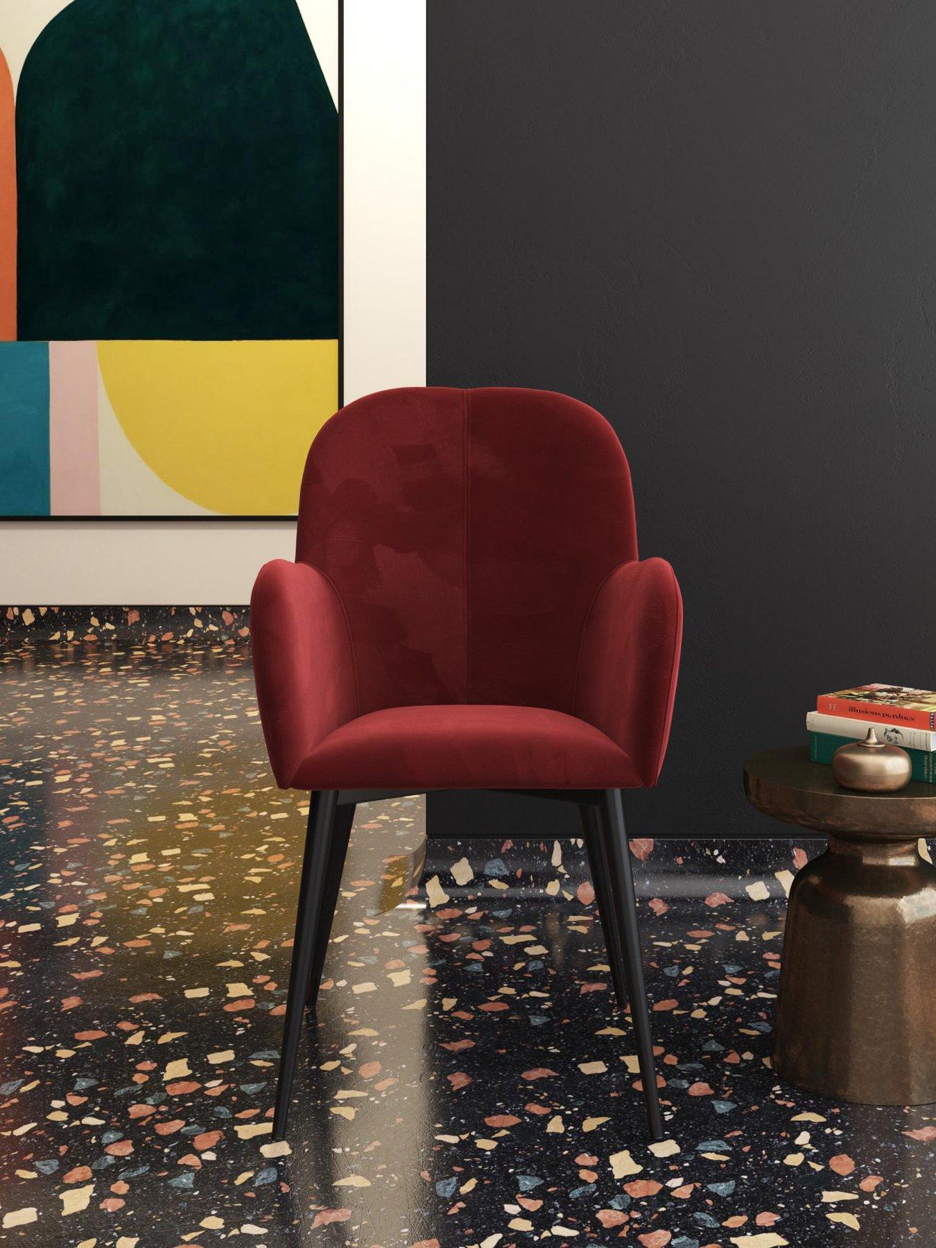 cosmoliving-by-cosmopolitan-fitz-accent-velvet-chair-burgundy