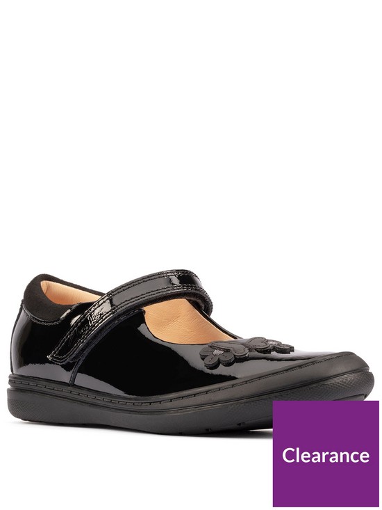 front image of clarks-girls-scooter-daisy-strap-school-shoes-black-patentnbsp
