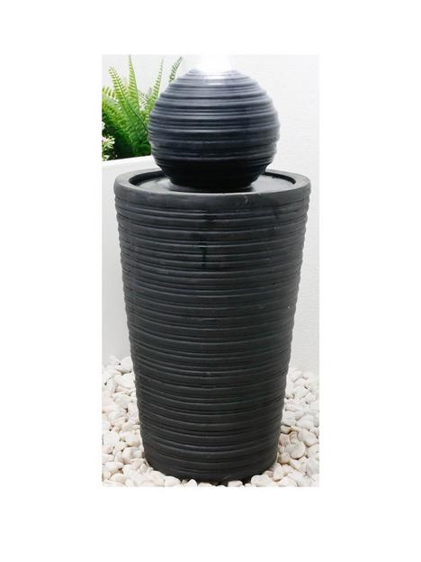 streetwize-solar-powered-water-feature-round-ball-amp-plinth