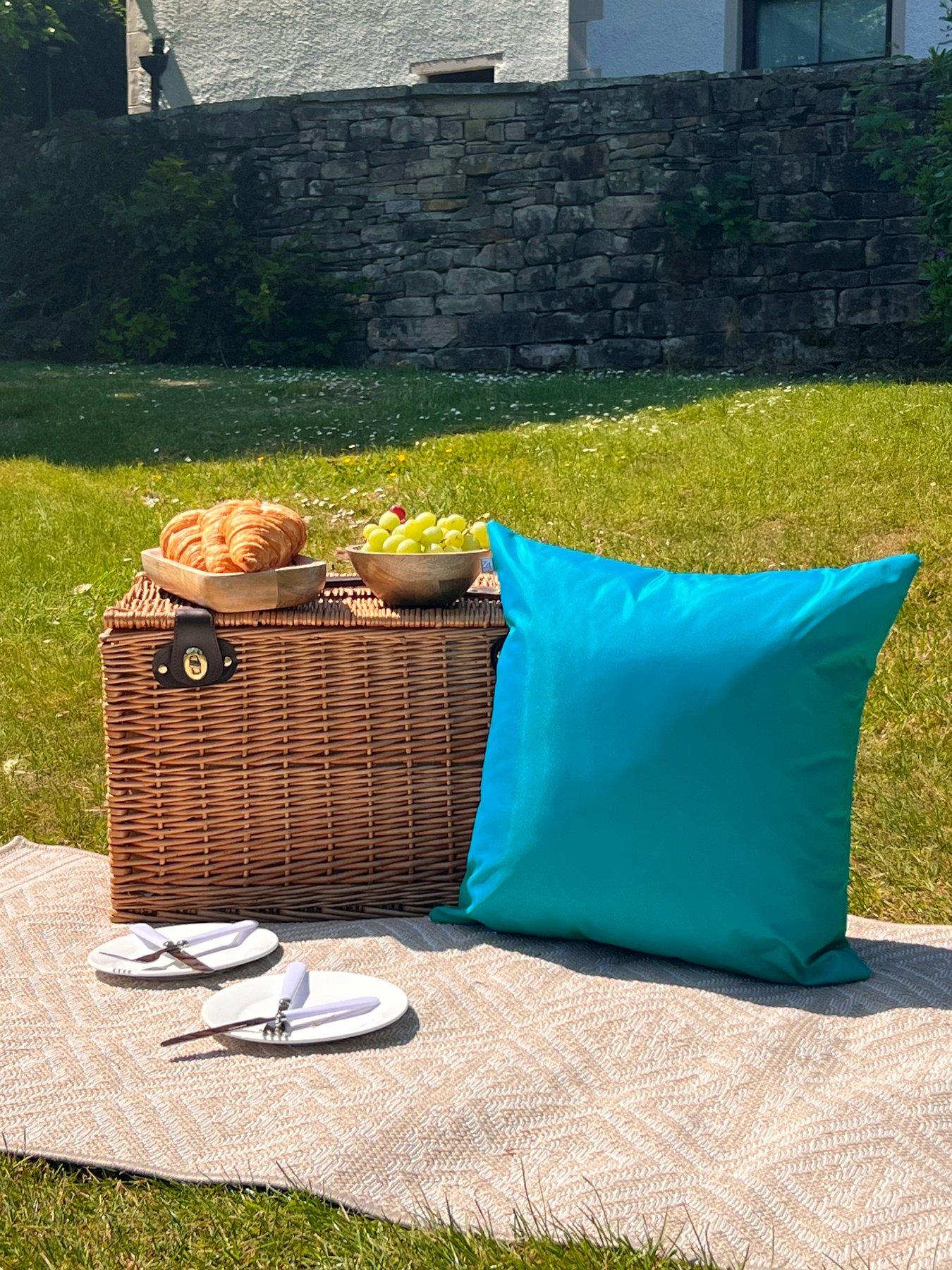 undefined Indoor/Outdoor Cushion