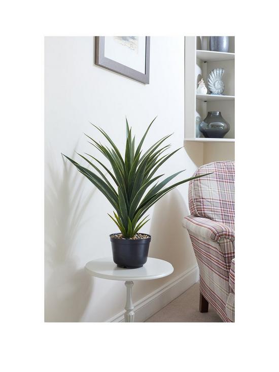 front image of faux-dcor-by-smart-garden-products-artificial-spiky-sisal-plant-in-pot