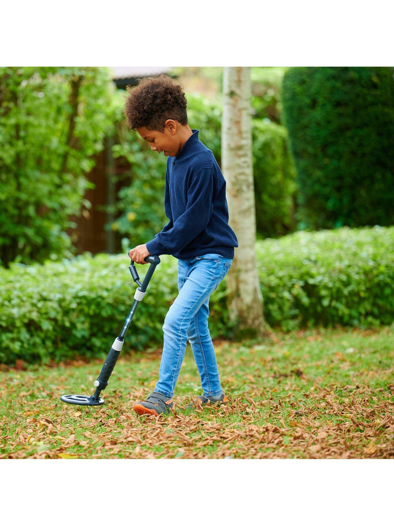 Image 6 of 7 of Science Mad Digital Metal Detector