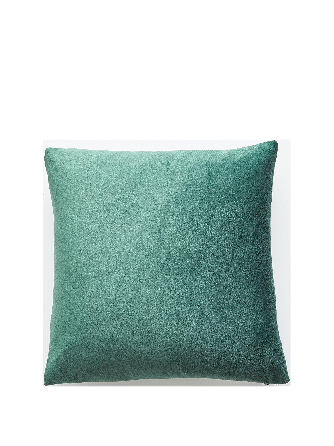 the-very-collection-velour-cushion