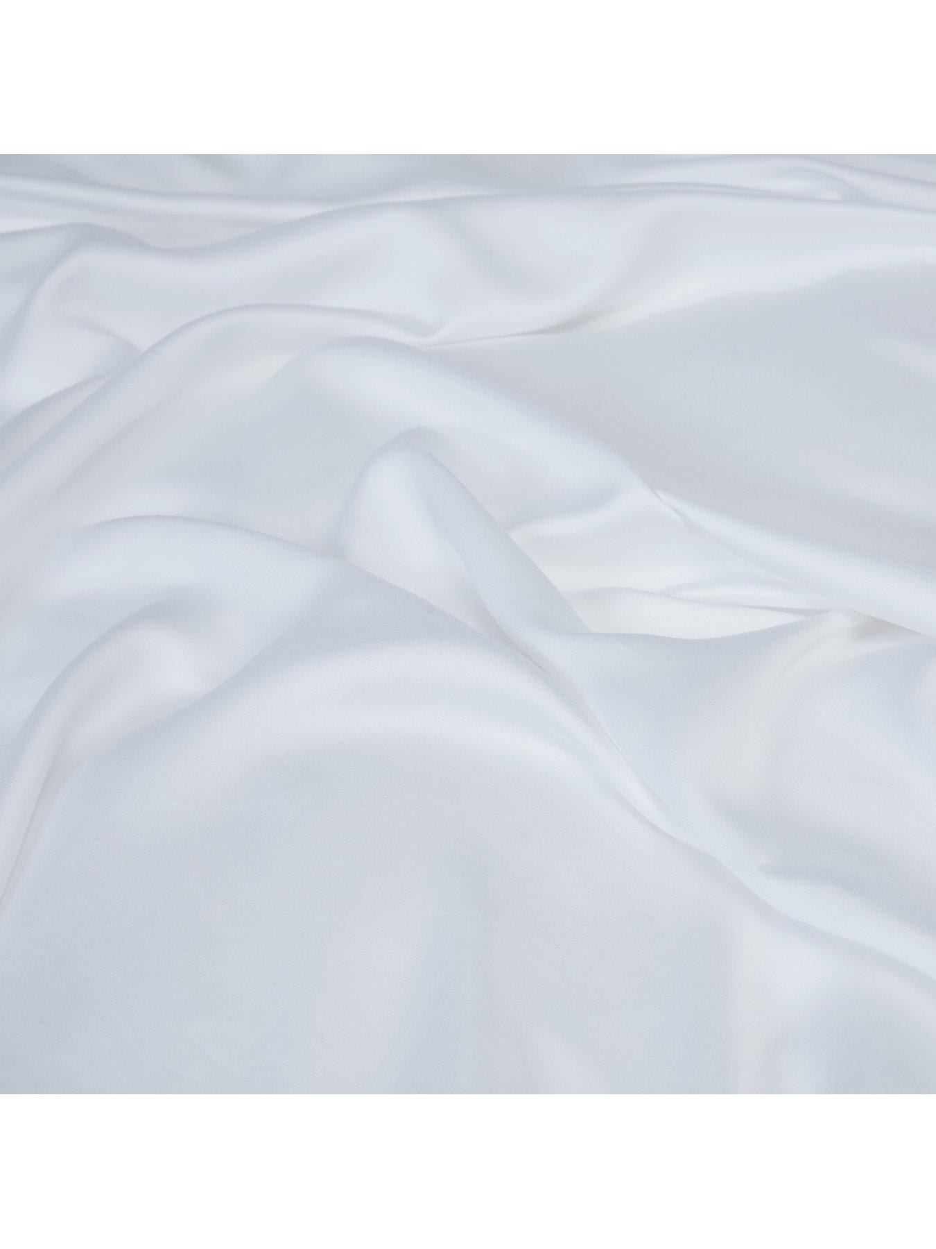Image 4 of 5 of Panda London 100% Bamboo Pillowcase Pair -&nbsp;Pure White