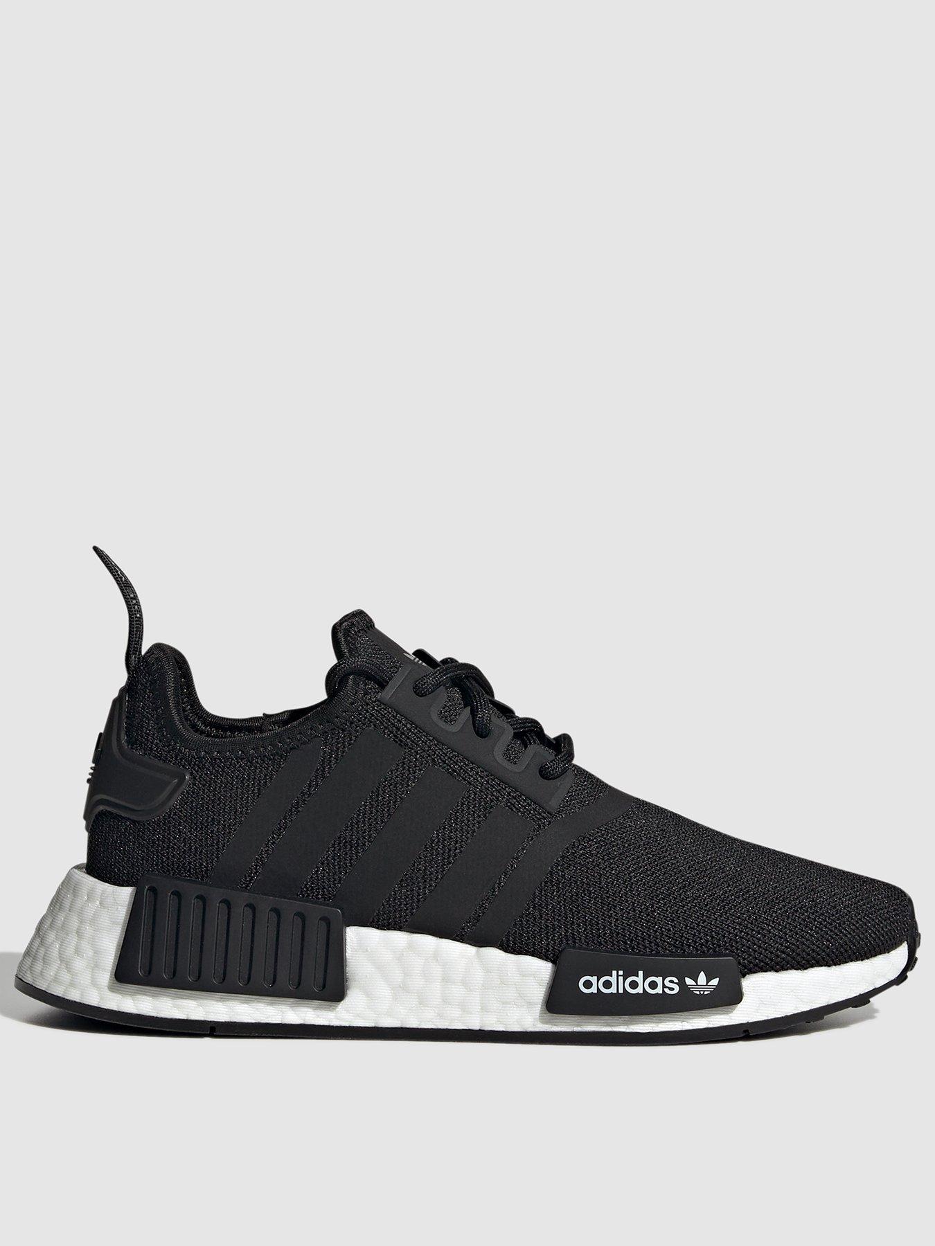 Adidas nmd black and white clearance junior