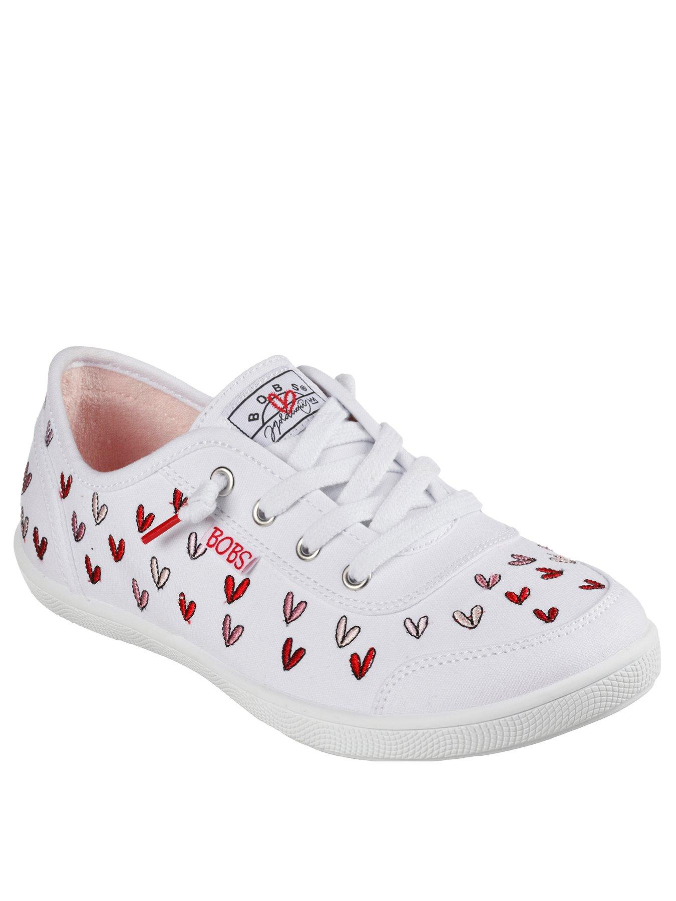 bobs shoes logo