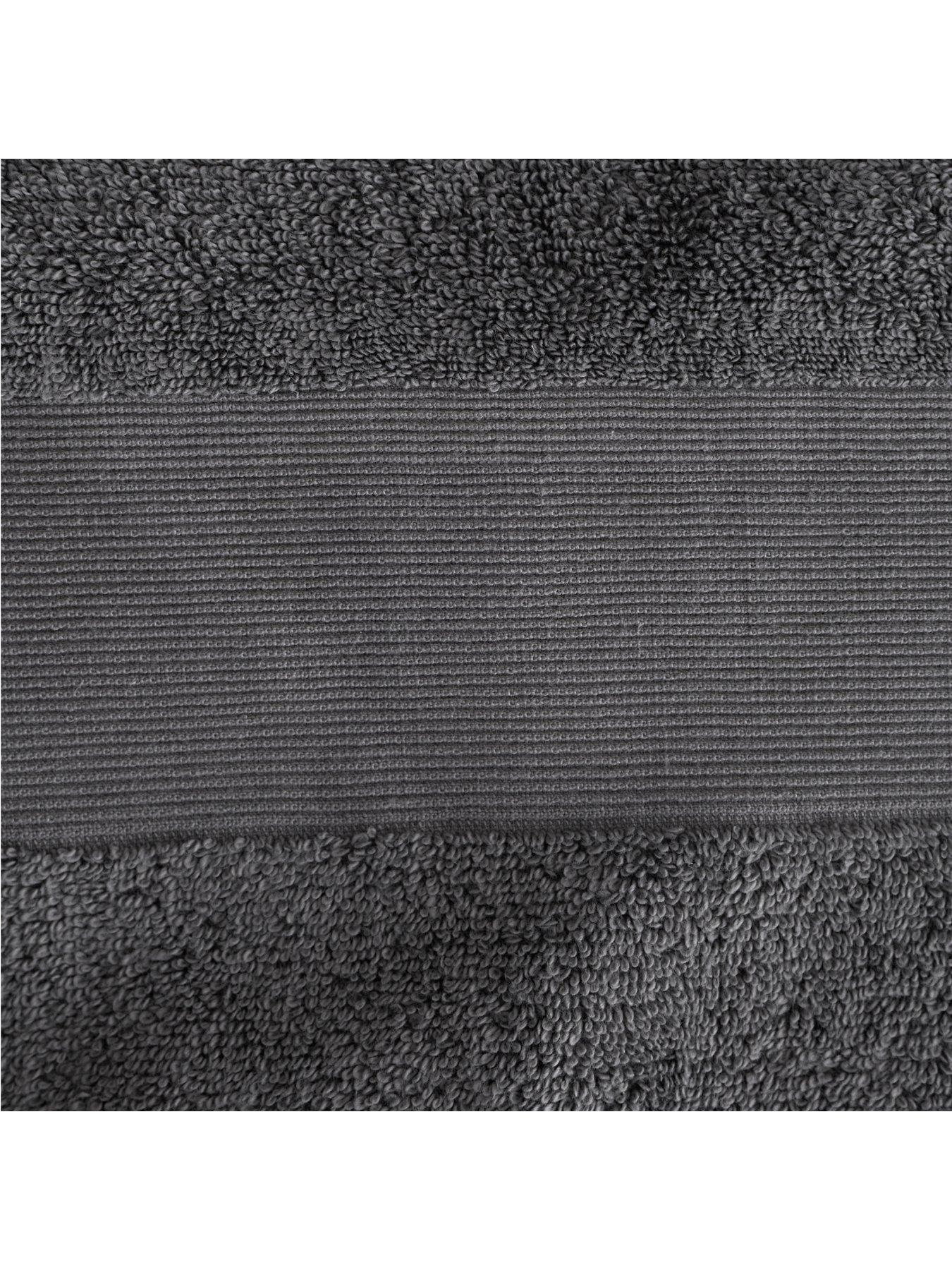 Image 4 of 6 of Catherine Lansfield Anti Bacterial 6 Piece Towel Bale