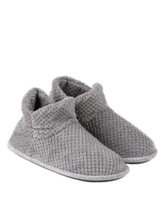 front image of totes-popcorn-bootie-slipper-grey