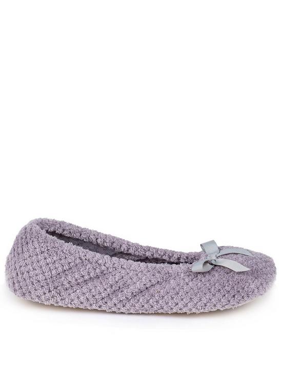 back image of totes-isotoner-popcorn-ballet-slipper-with-bow-grey