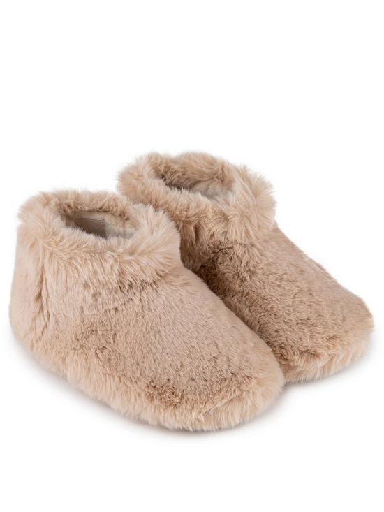 front image of totes-faux-fur-short-boot-slipper-natural