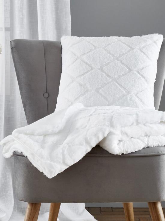 front image of catherine-lansfield-cosy-diamond-cushion
