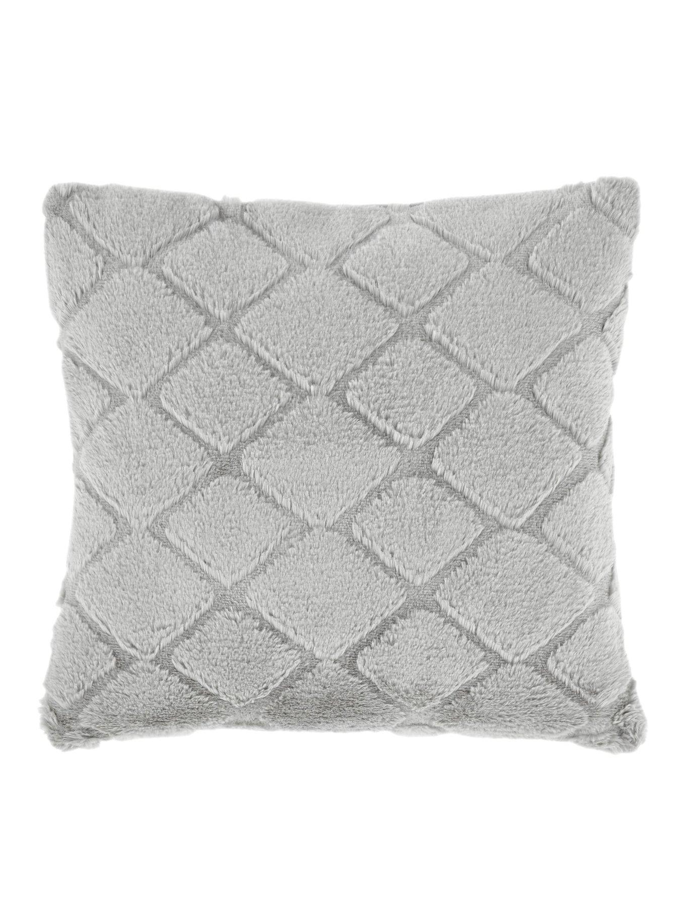 Catherine Lansfield Cosy Diamond Cushion