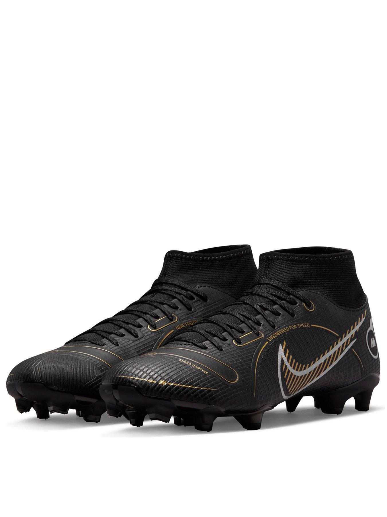 Football boots | Mens sports shoes 