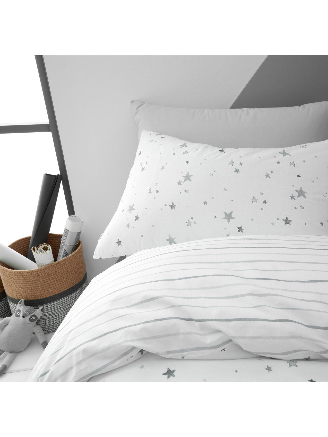  image of little-bianca-grey-stars-100-cotton-duvet-set