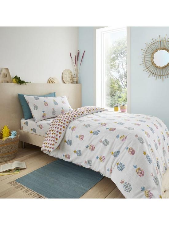 front image of pineapple-elephant-ananas-pineapple-cotton-double-duvet-cover-set-bright