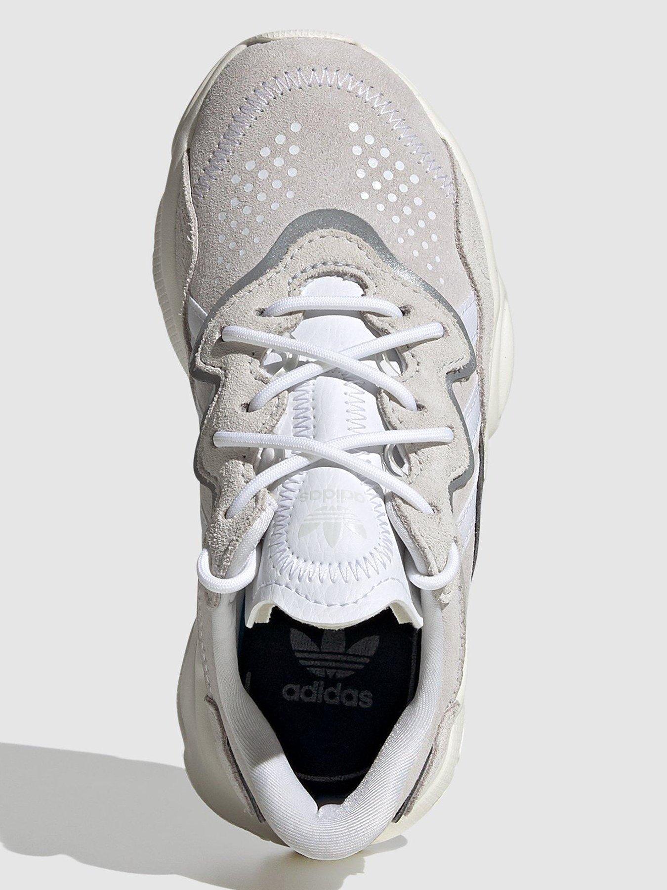 Image 4 of 6 of adidas Originals Kids Unisex Ozweego Trainers - White