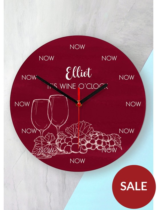 stillFront image of treat-republic-personalised-wine-oclock-glass-clock