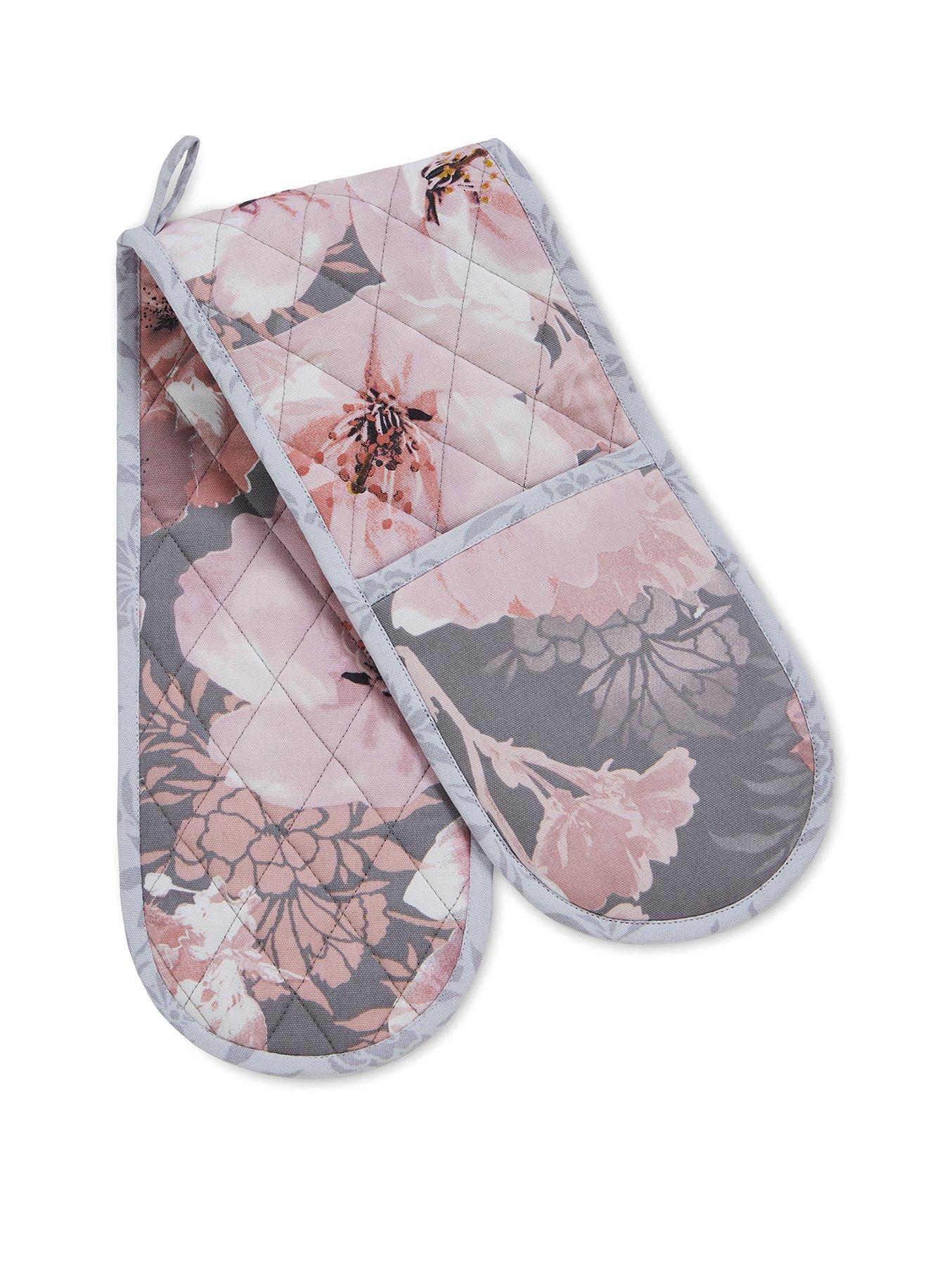 undefined Dramatic Floral Double Oven Glove