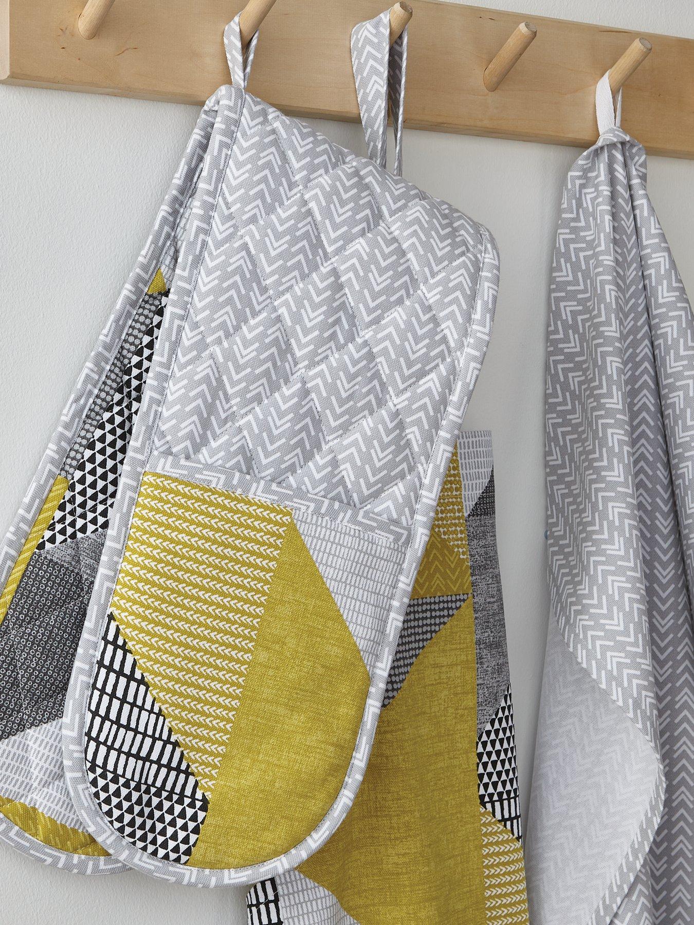  image of catherine-lansfield-larsson-geo-double-oven-glove-in-ochre