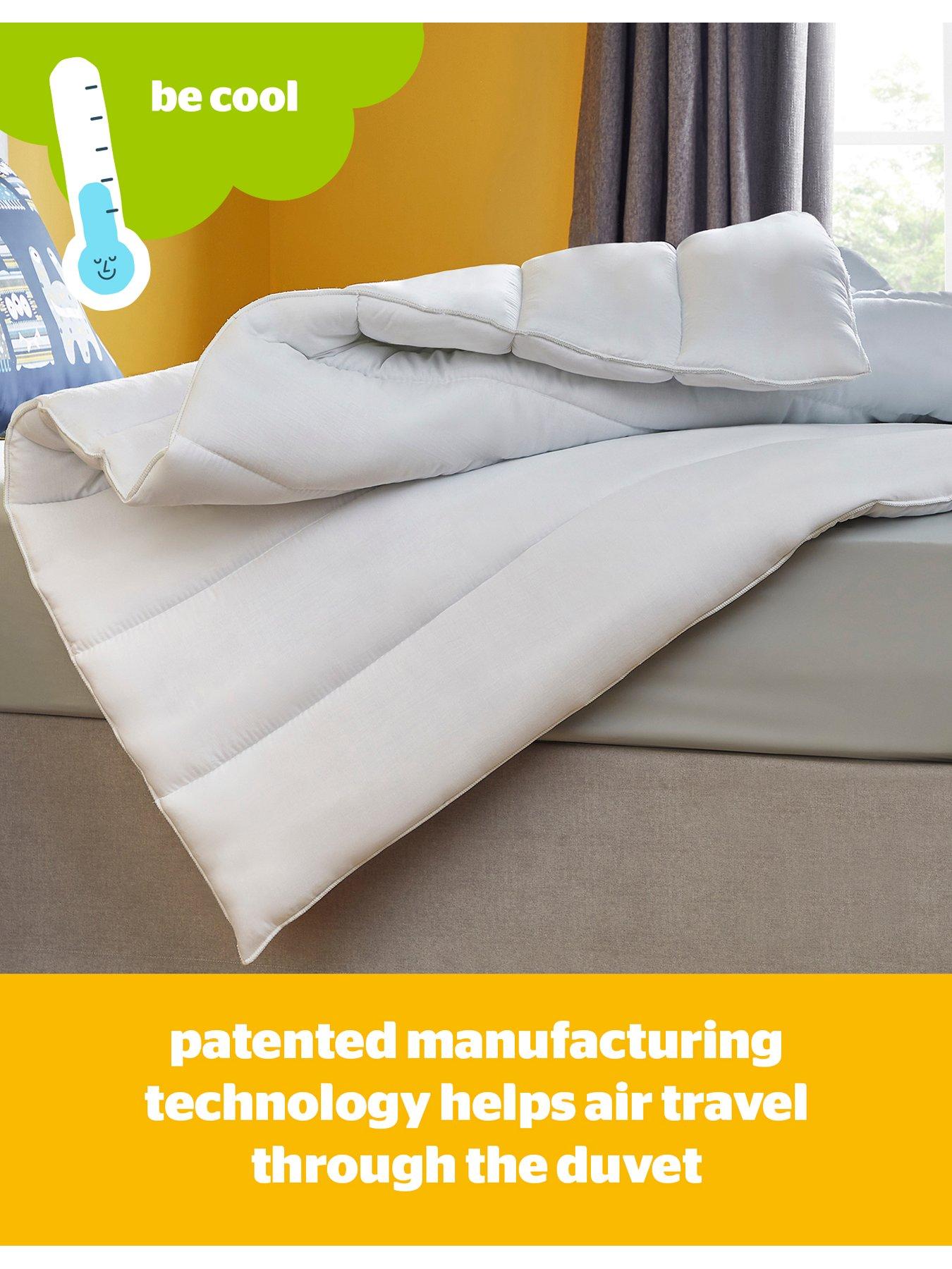  image of silentnight-healthy-growth-105-tog-duvet-white