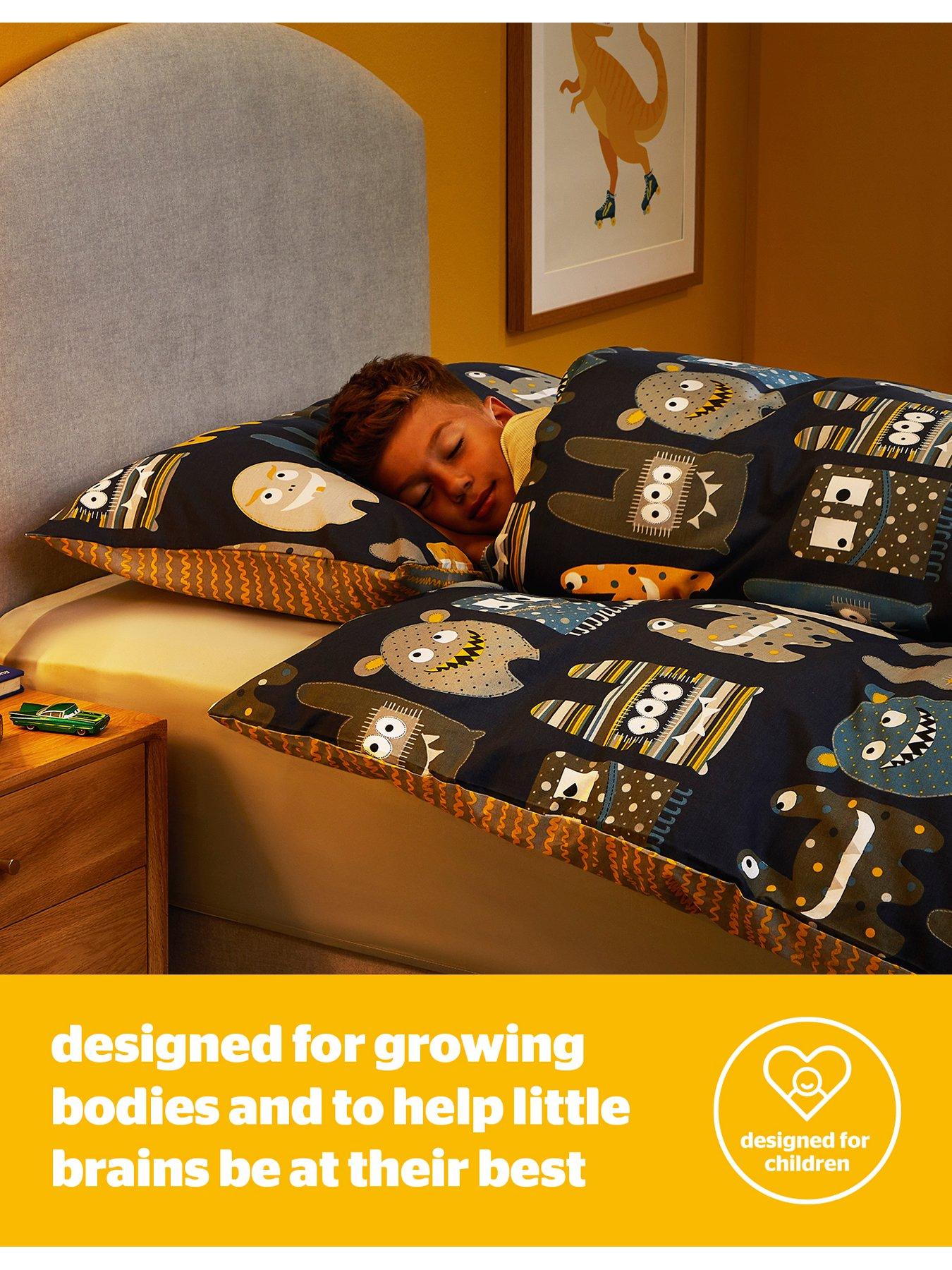  image of silentnight-healthy-growth-105-tog-duvet-white