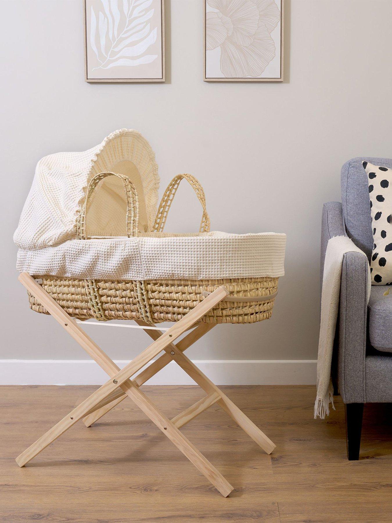 Clair De Lune Waffle Palm Moses Basket  &  Natural Folding Stand