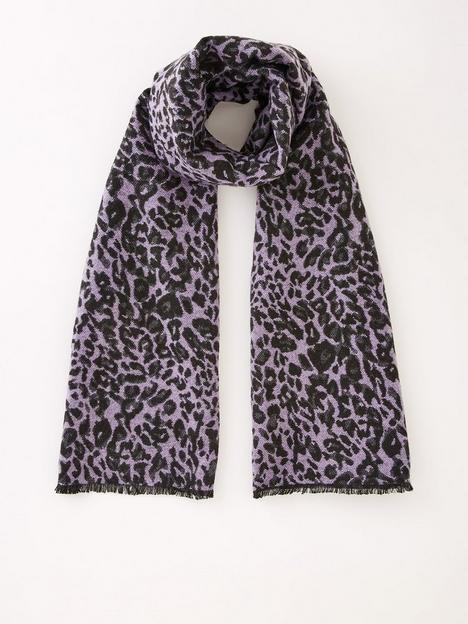 pieces-recycled-blend-leo-print-long-scarf-purple
