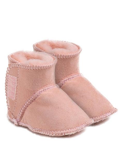 just-sheepskin-babies-velcro-adelphi-bootie-baby-pink