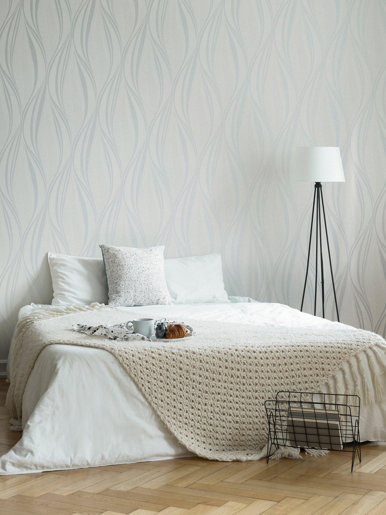 boutique-tango-wallpaper-in-white-and-silver