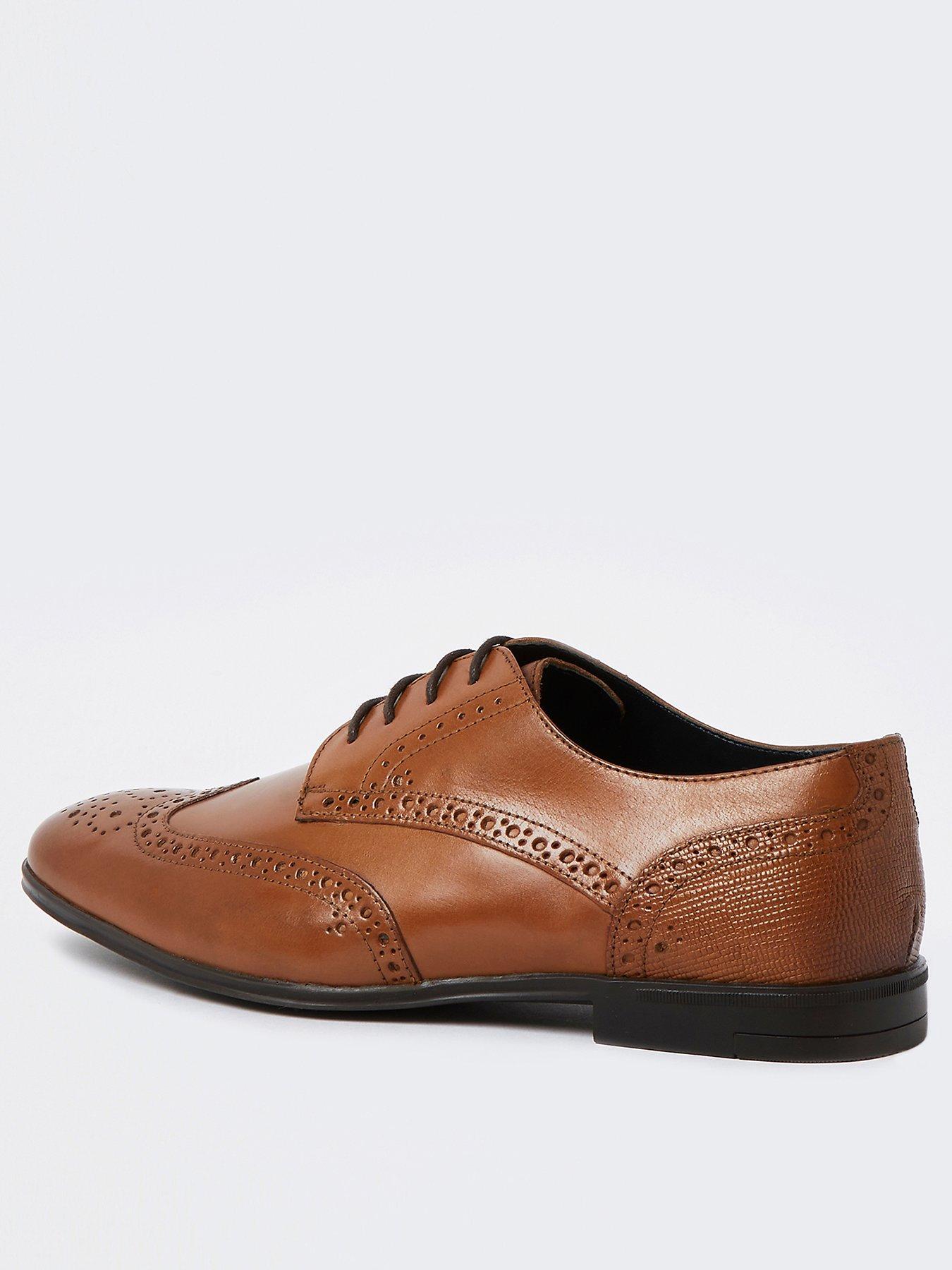 Clarks wide fit clearance brogues