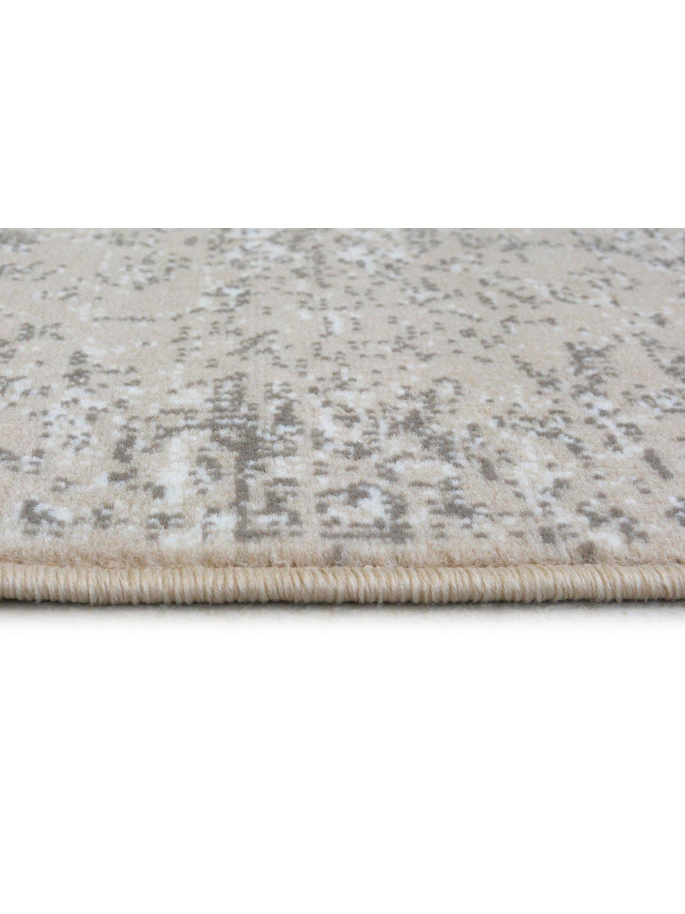  image of maestro-cream-runner