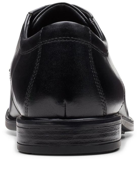 stillFront image of clarks-howard-walk-shoes-black