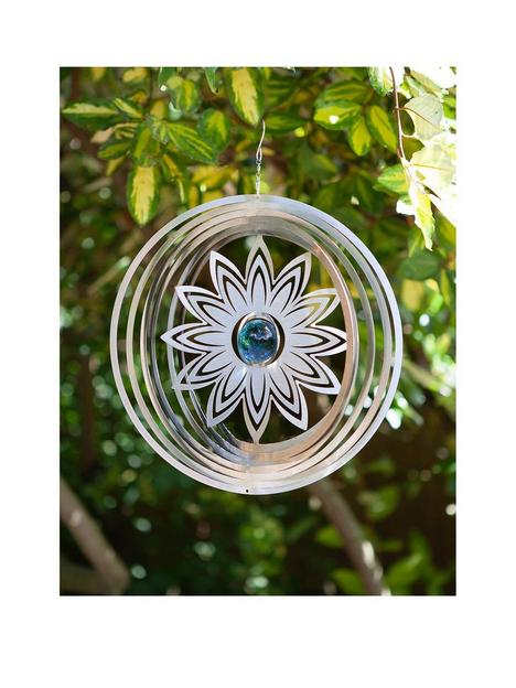 smart-garden-floral-orb-hanging-spinner