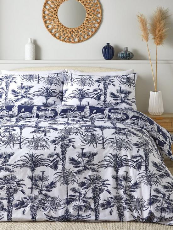 front image of everyday-etched-palms-reversible-duvet-cover-set-navy